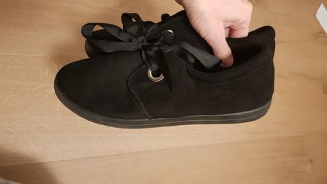 Topanky so stuzkovymi snurkami, 39