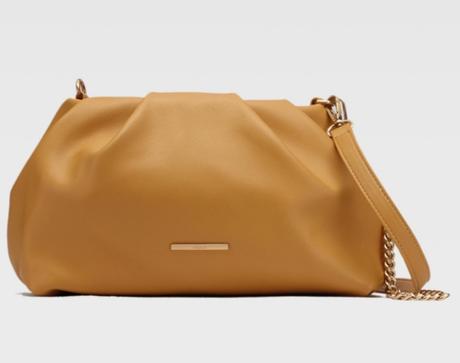 Quazi kabelka camel, ccc