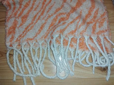 Krásny dlhý šál,