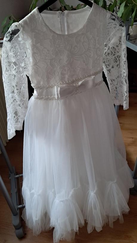 Šaty na svatbu pre drúžičku, 140