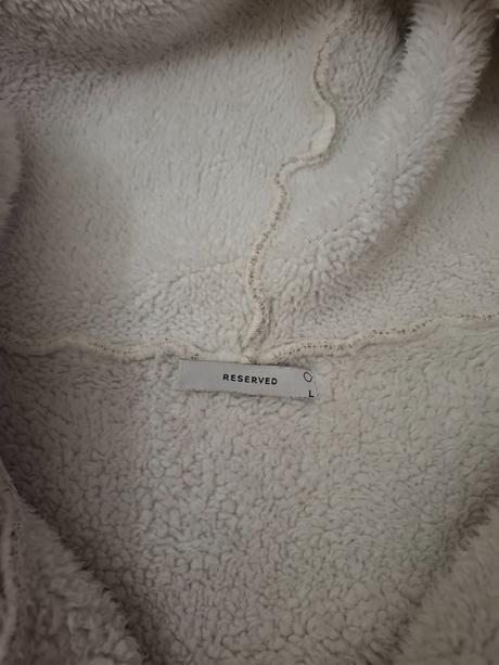 Kabát na zimu, reserved,l