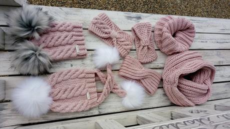 Zimná čiapočka s brmbolcami, 56 - 158