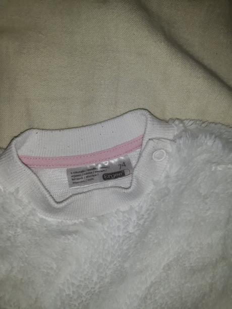 Svetrik vel.74, ergee,74