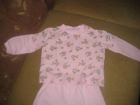 Pyžamko, zn. lassie, 86