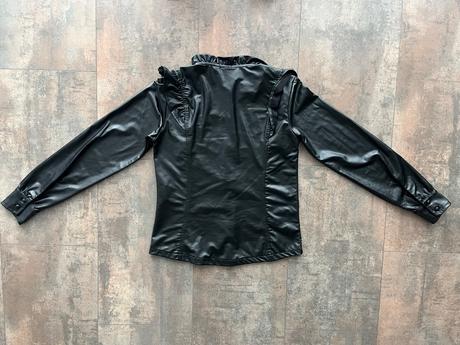 Kozenkova kosela s volanmi, 140