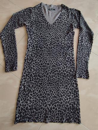 Dámske šaty zn.m&v, m