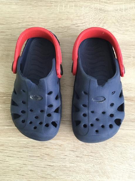 Topánočky do vody, 23