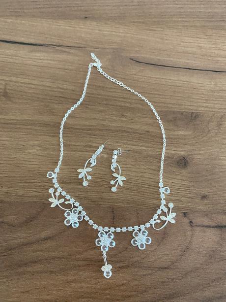 Štrasová súprava - náhrdelník a náušnice, 