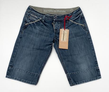 Talianske kraťasy č.38, 38