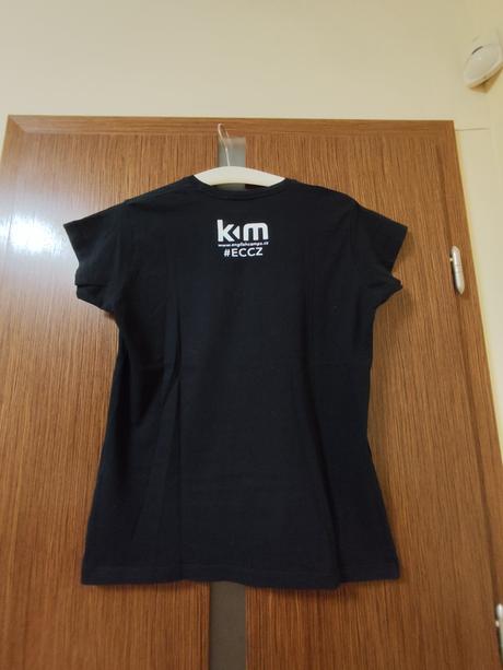 Tričko s potlačou fotoaparát, veľ. m, skôr pre s, m