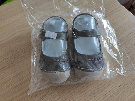 Sandálky, 23 / 24