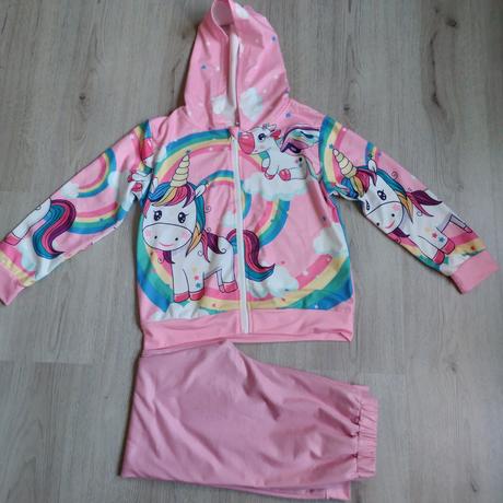 Tepláková súprava, 146