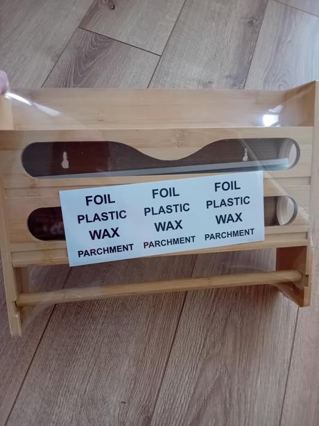 Závesný držiak do kuchyne, 