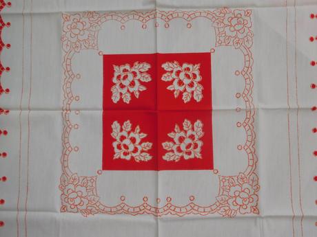 Retro bavlnené obrusy na menší stol,, 