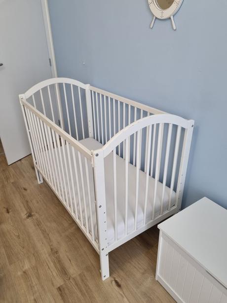 Detská drevená postieľka, šírka (cm): 60,dĺžka (cm): 120