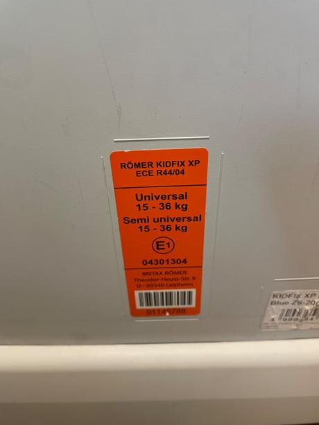 Autosedačka, britax