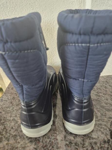 Snehule 34/35, demar,34