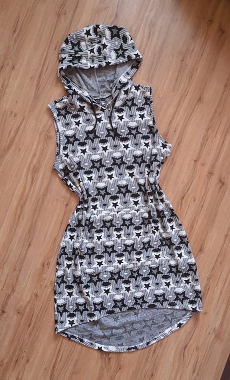 Šaty s kapucňou, bonprix,l