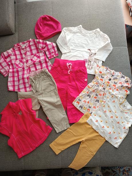 Balík pre dievčatko 6-9 mesiacov 12eur/9ks, 68–80