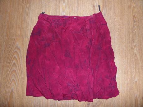 Bordová minisukňa, m