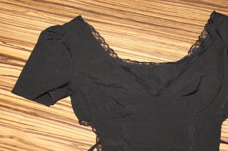 Krajkový uväzovací top v. s, s