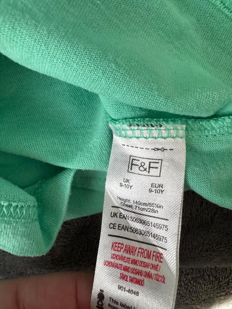 Trička v.č. 140, 140