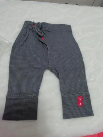 Štýlové sivé bodkované legínky, mám aj mikinu 80/8, 80