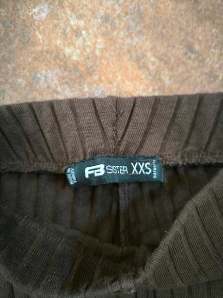 Zvony veľ.xxs, new yorker,xs