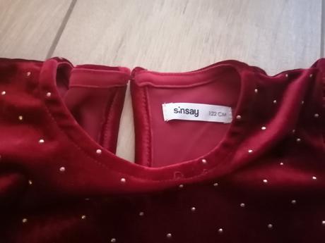 Bordové bodkované šaty, sinsay,122