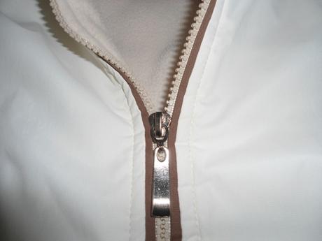 Hruba zimna vesta, l