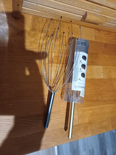 Pomôcka na masáž hlavy, 