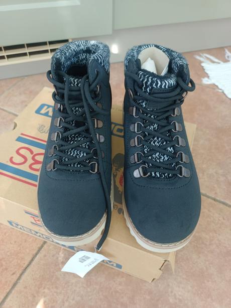 Detska obuv, skechers,35