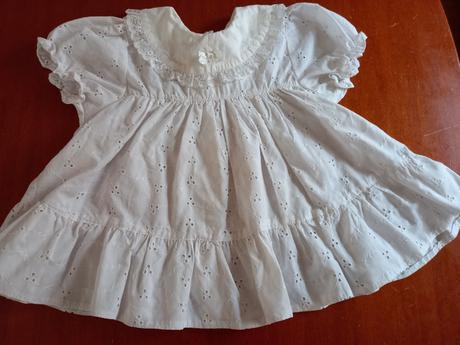 Biele šatky, herma,92