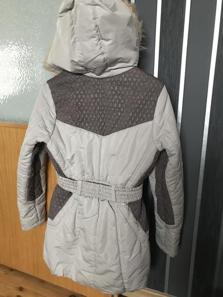 Dievčenský kabát, 140