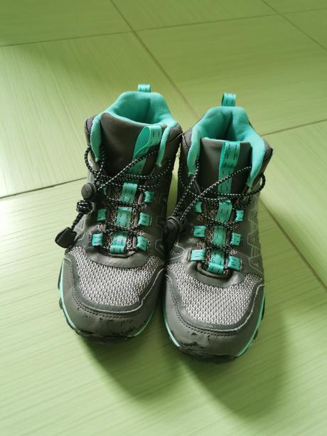 Kotníkové prechodné športové topánky, 36