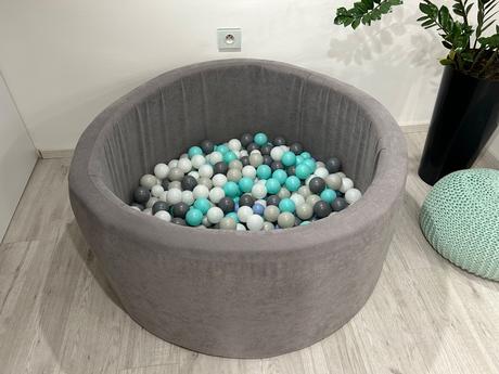 Suchý bazén s loptičkami, 