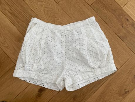 Biele sortky hm, h&m,s