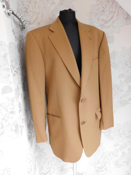 Buberry luxusne panske sako, burberry,l