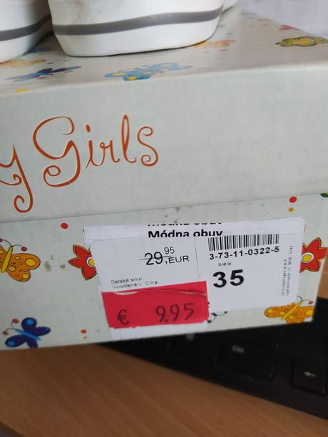 Zebrovane platenky, 35