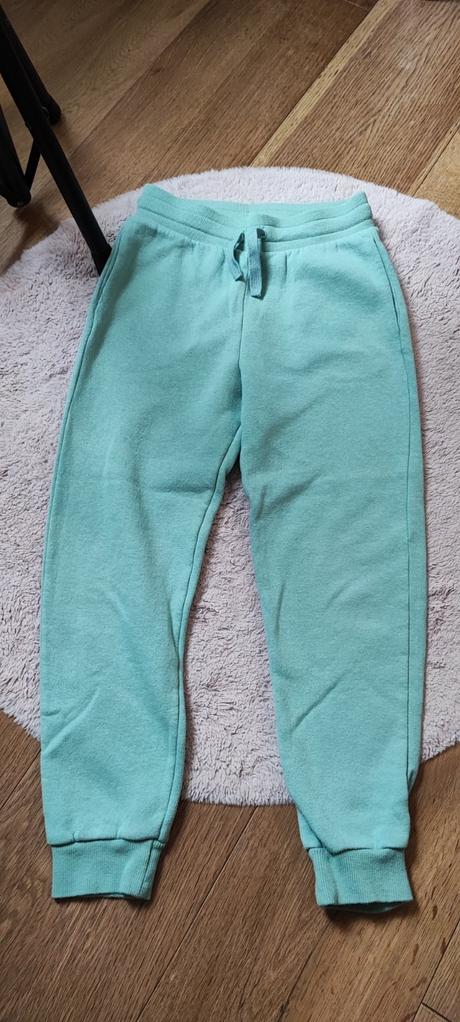 Hrubšie tepláky h&m, h&m,140