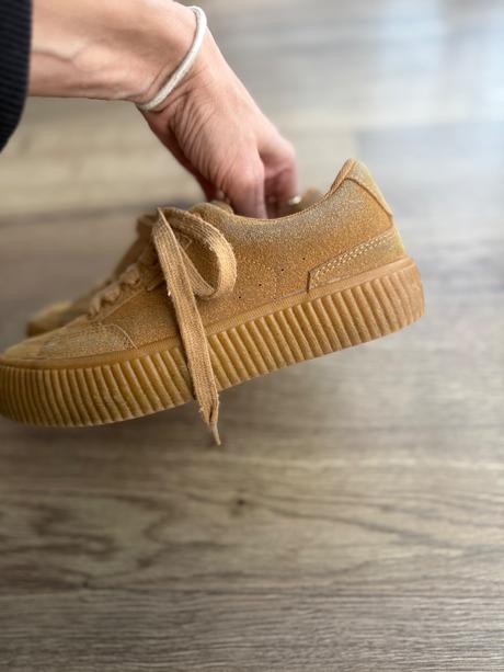 Tenisky, reserved,35