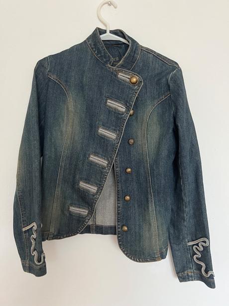 Prekrasny kabatik bunda riflova dzinsova  v histor, xs