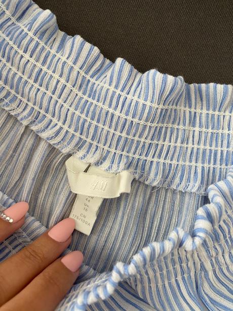 Pasikovana bluzka s pekným rukavom, h&m,44