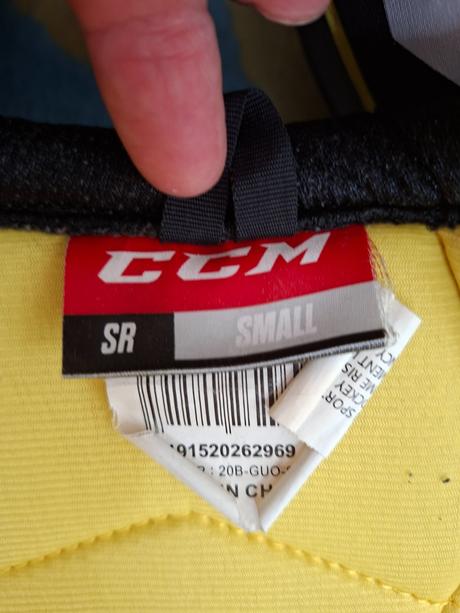 Hokejové ramená/ vesta ccm senior s - super stav, ccm,s