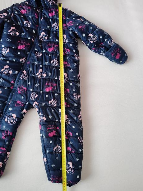 Overal na zimu, disney,98