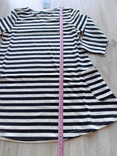 Dievčenské pásikové šaty, 116