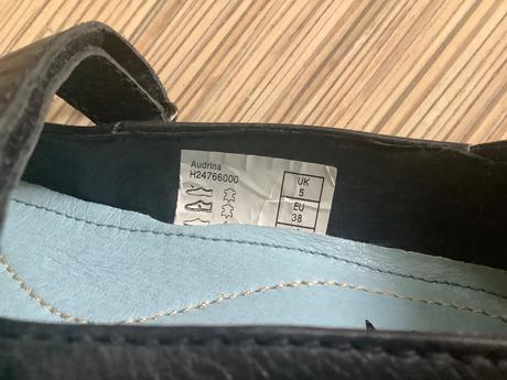 Kožené mokasiny, 38