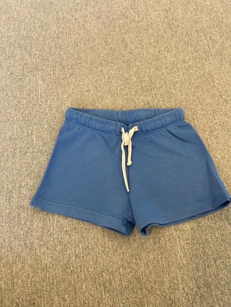 Balík oblečenia, 68–80