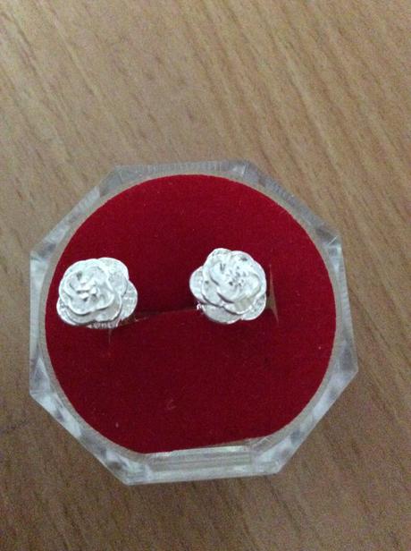 Jemné náušničky,