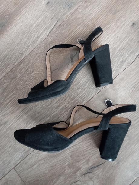 Pohodlné kožené sandálky 37/38, 37